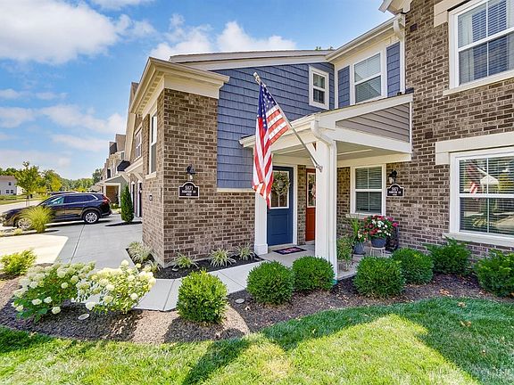 3rd image of 5871 Parkview Lane