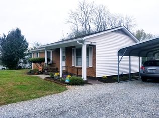 4624 Rucker Rd, Moneta, VA 24121