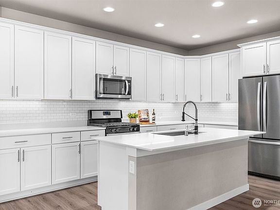 4th image of 2032 Cantergrove Drive SE