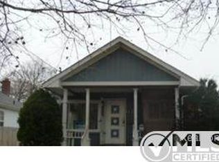 635 S Foster Ave, Lansing, MI 48912