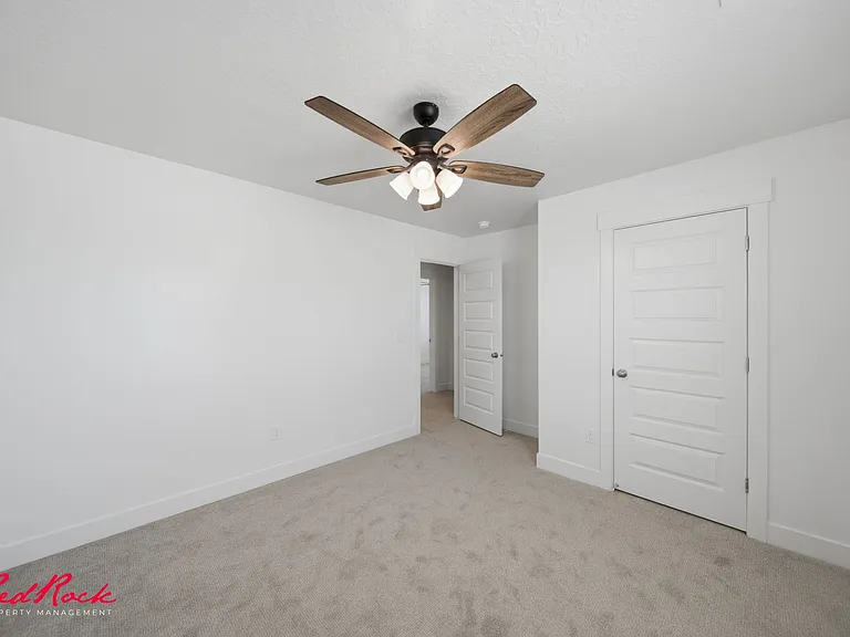 2341 E Siegel Ln — Photo 29