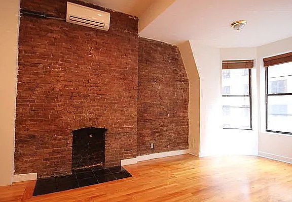 3rd image of 245 W 76th St APT 4A