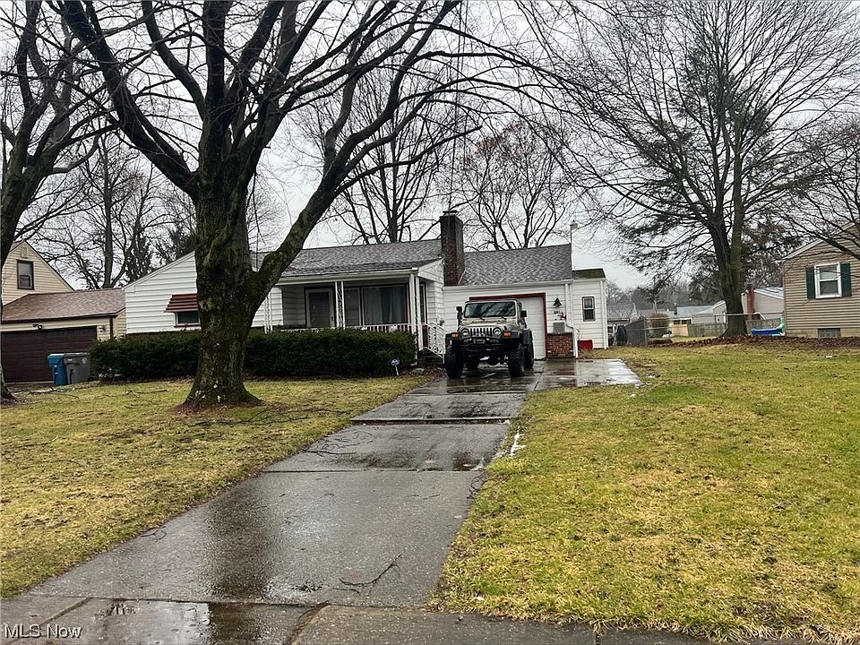 2nd image of 3361 Estates Cir