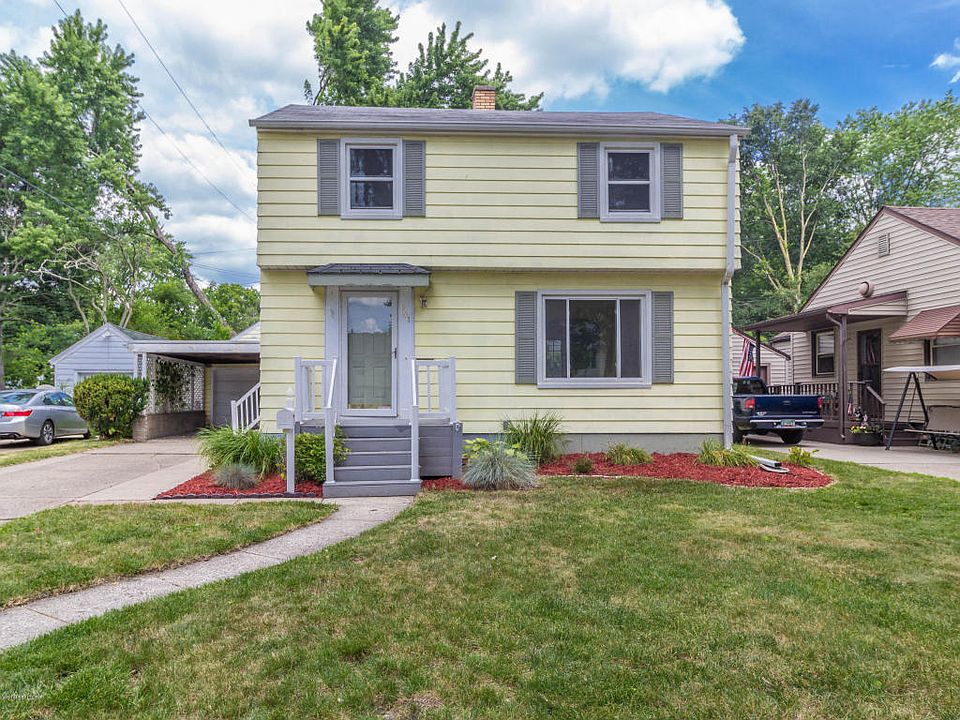 1st image of 601 N Dexter Dr