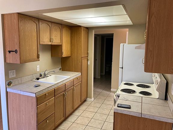 3rd image of 328 Northbank Ct APT 45