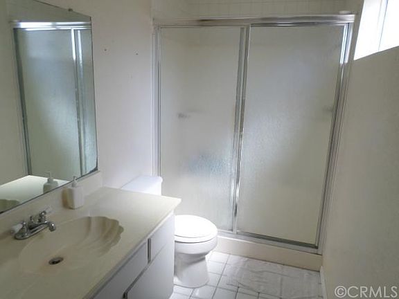 5th image of 10405 Ring Ave