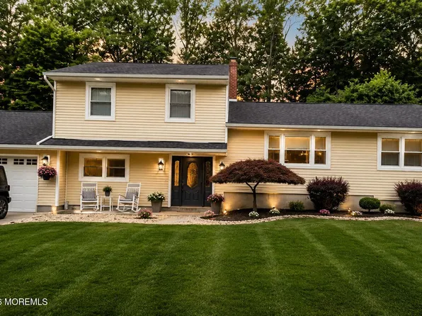 35 Birmingham Drive, Manalapan, NJ 07726