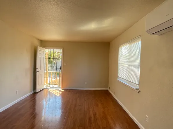 7424 25th Ave APT A, Sacramento, CA 95820