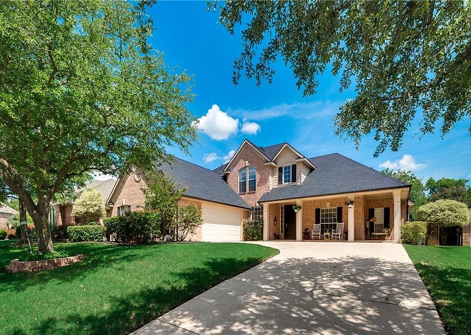 1st image of 118 Park Ln