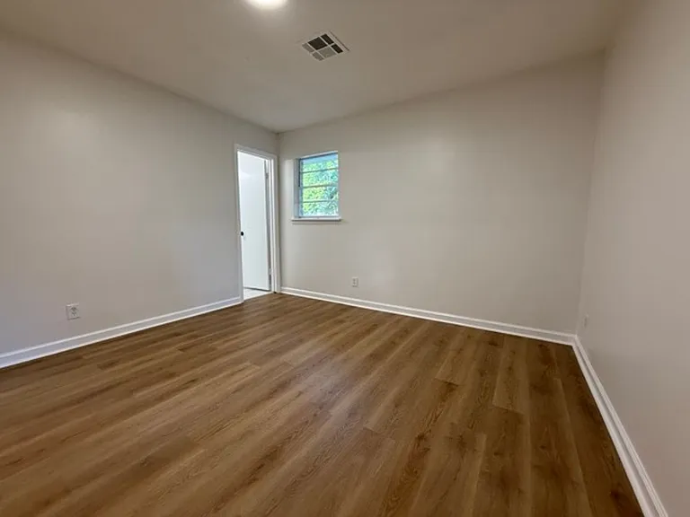 706 Placid Dr — Photo 16