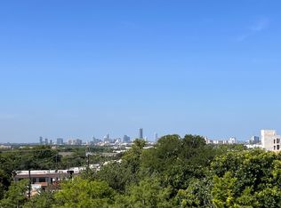 6000 Cameron Rd, Austin, TX 78723