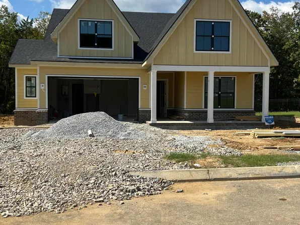 248 Sesame St, Lenoir City, TN 37772