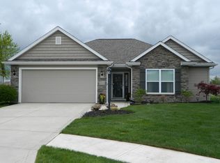 8915 Merganser Ln, Fort Wayne, IN 46818