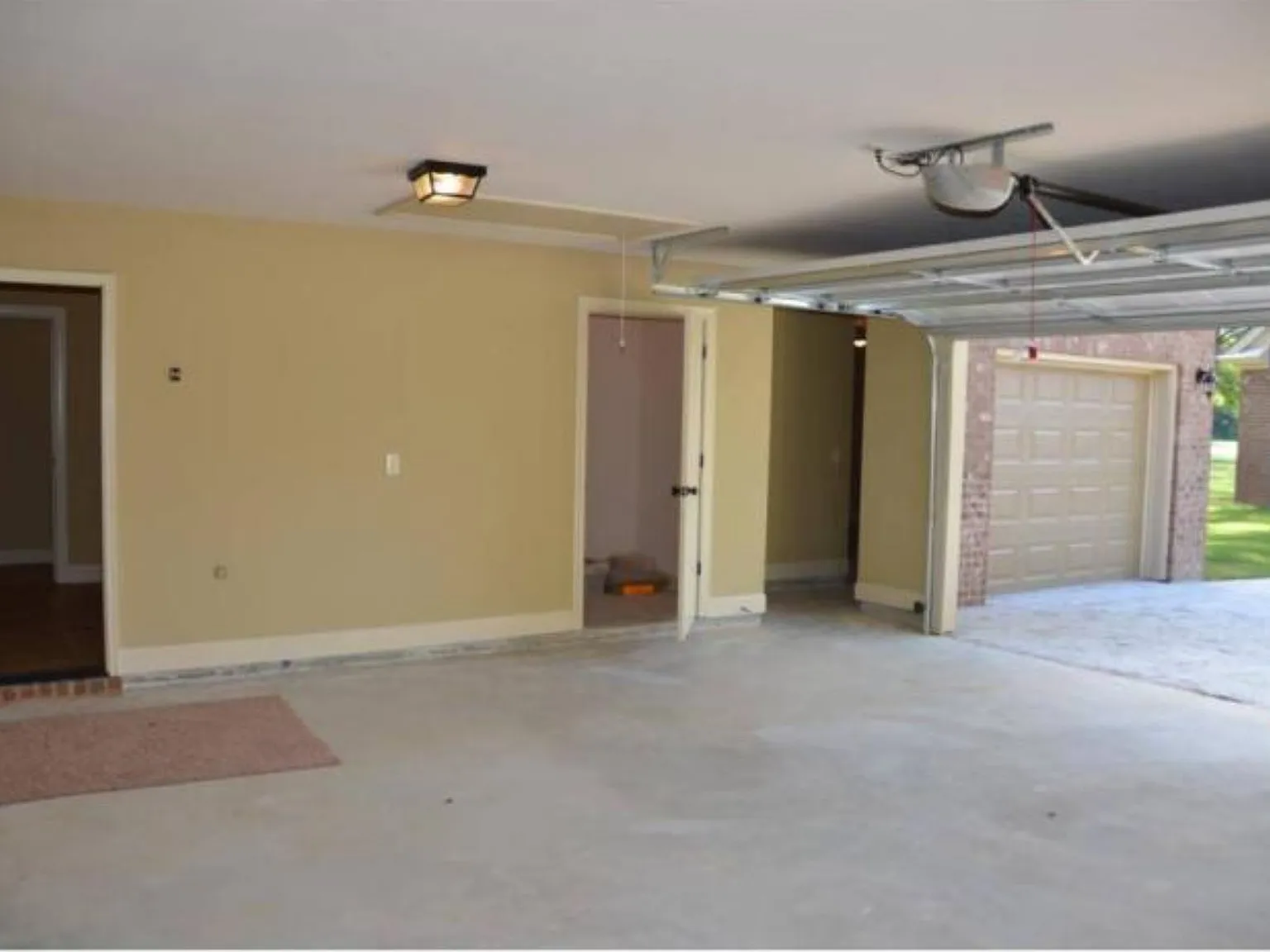 9193 Marston Way — Photo 3