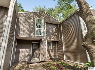 10836 Seward St, Omaha, NE 68154