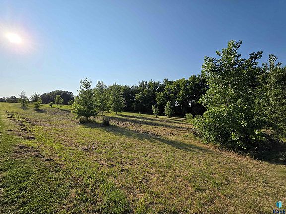 4th image of Stoney Point Rd