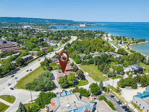 13 Raglan St #27, Collingwood, ON L9Y 5J5
