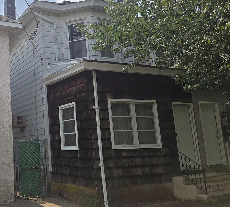 1st image of 2839 S Broad St
