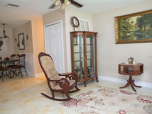 5th image of 1233 Russell Dr