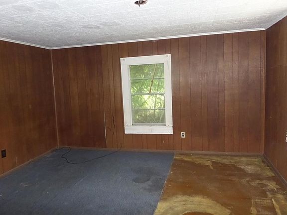 4th image of 4075 Brookdale Ave