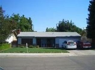 484 W Kanai Ave, Porterville, CA