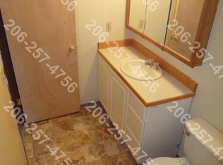 1807 S 118th St #2X2, Seattle, WA 98168