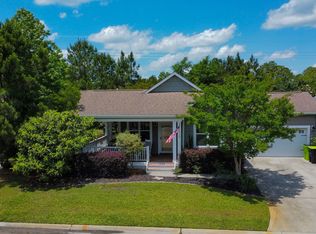 1209 Daisy Ct, Holly Ridge, NC 28445