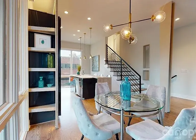 1056 Kenilworth Ave #1 — Photo 13