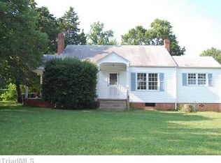 3907 Fairall Dr, Greensboro, NC 27401