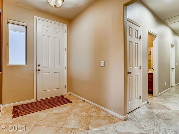 5th image of 29 Logan Pond Way