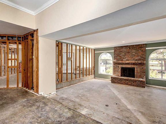 5th image of 11008 N 50th St