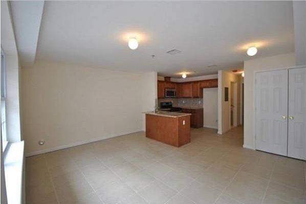 2nd image of 178 W 54th St #1