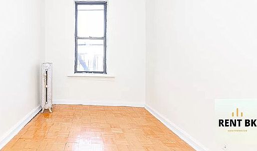 5th image of 600 Park Pl #15L