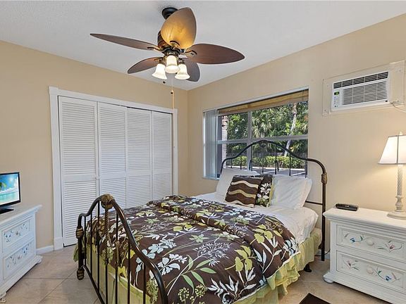 5th image of 87 N Collier Blvd APT J6