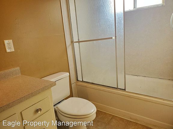 5th image of 2743 2nd Ave #10858079
