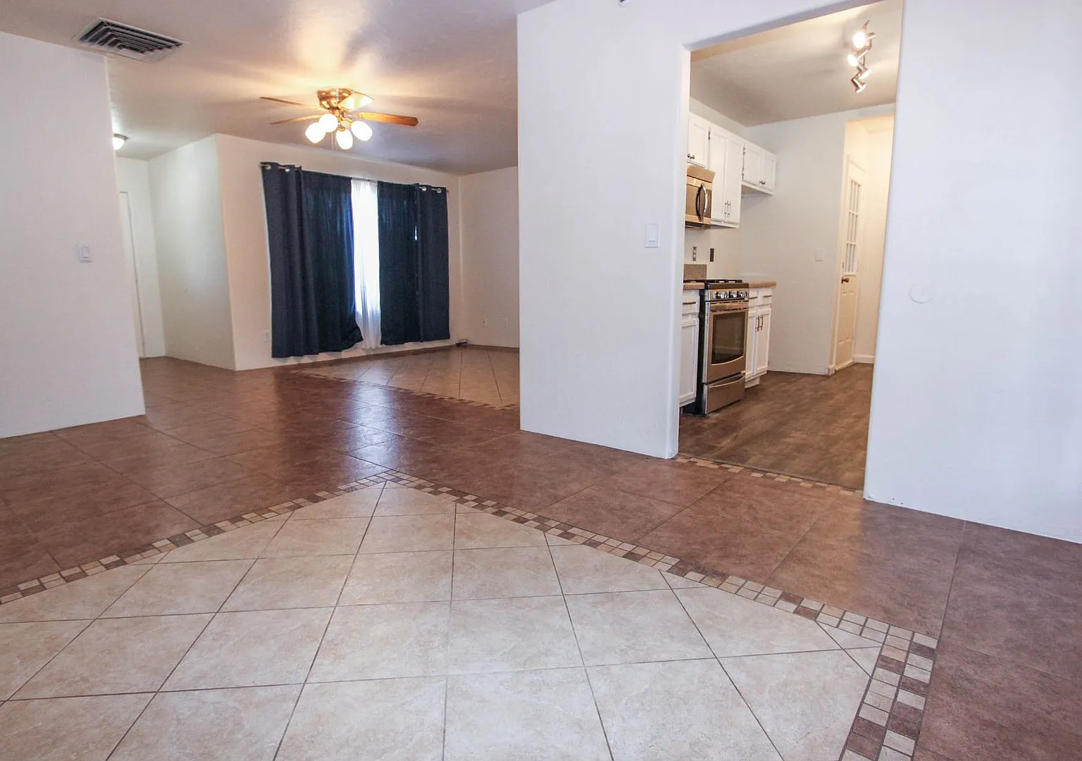 3 bedroom 2 bathroom in Prescott Valley — Photo 4