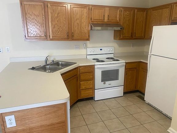 3rd image of 515 Dabney Dr