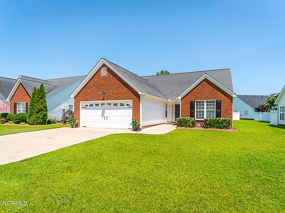 3rd image of 1528 Thayer Drive