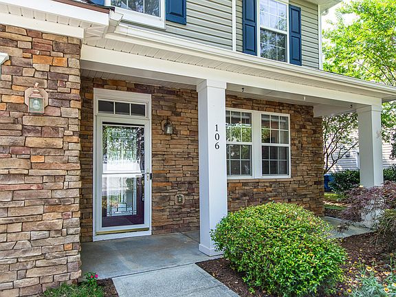 2nd image of 106 Oakchest Ct