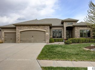 1215 S 200th St, Omaha, NE 68130