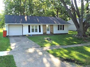 606 Dogwood Dr, Champaign, IL 61821