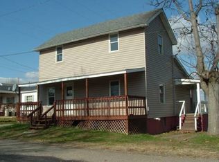 317 Sycamore St, Barnesville, OH 43713