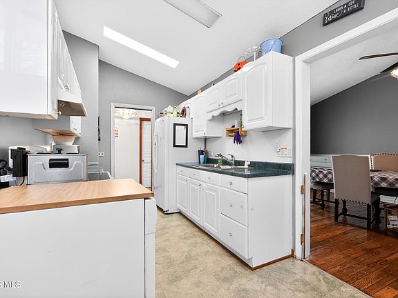 5th image of 4839 Rambo Ln