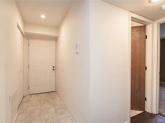 3rd image of 1311 Hollow Run #13111