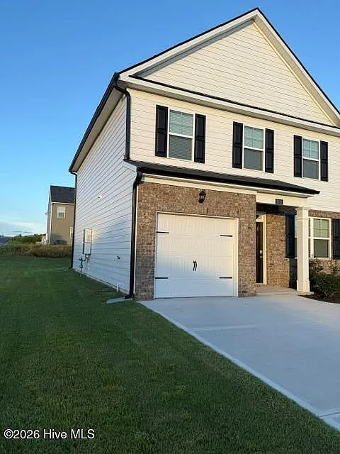 3 bed, 2.5 bath, 1663 sqft, $2,150 — Photo 2