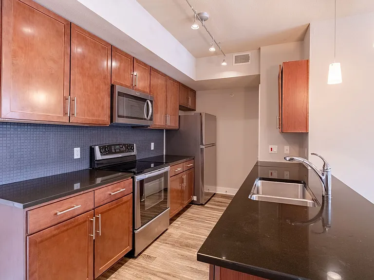 3016 Guadalupe St #208 — Photo 5