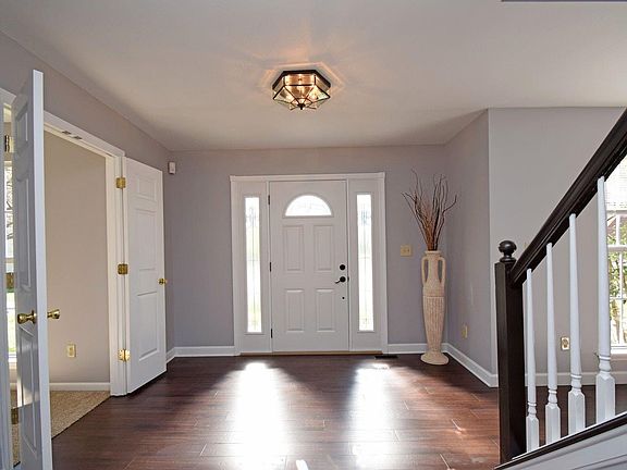 2nd image of 9022 Rich Woods Ct