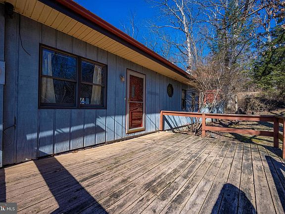 2nd image of 267 Long Leaf Ln