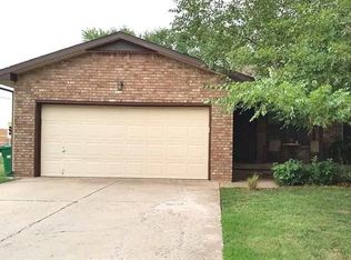 107 W Southwind Dr, Valley Center, KS 67147