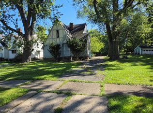 5245 Theodore St, Maple Heights, OH 44137